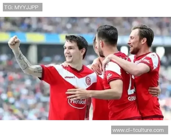 制铁队与济州联的激烈对决展现了足球的魅力与团队精神