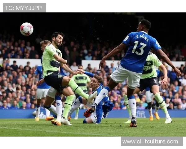 埃弗顿与曼城的对决谁能笑到最后分析双方实力与战术布局 埃弗顿与曼城的对决谁能笑到最后分析双方实力与战术布局