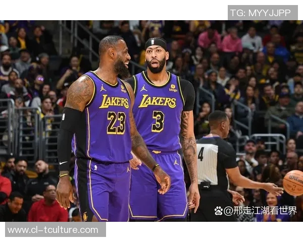 新浪湖人对阵掘金比赛数据分析及精彩瞬间回顾